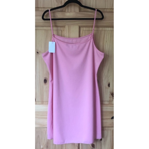 Sold!  CAARA strappy peach cami mini dress size XL - Picture 3 of 9
